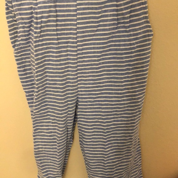 Blue and white striped jumpsuit - Picture 2 of 4